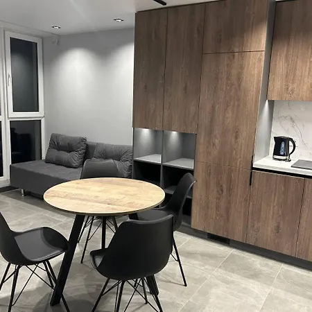 Avalon вулиця стрийська 202а *